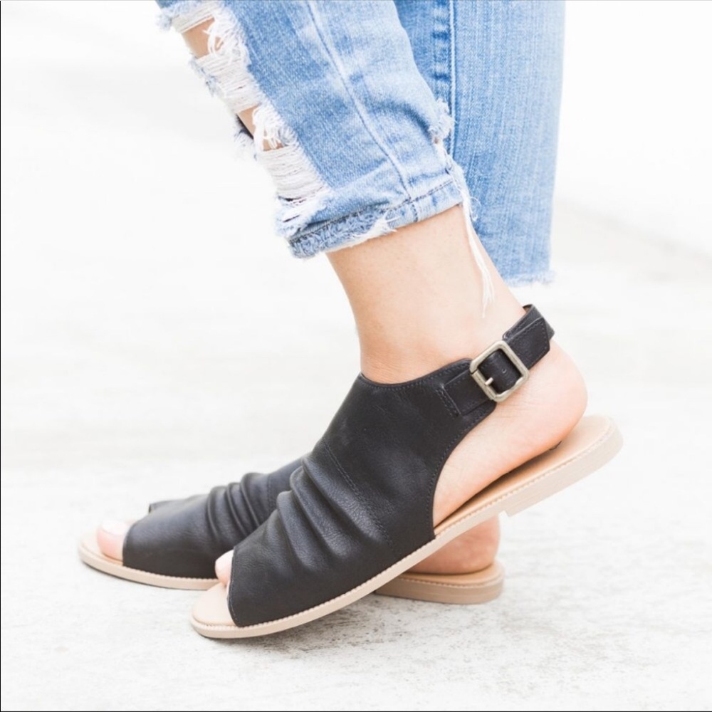 LAST ONE Slingback Sandal - Picture 4 of 8